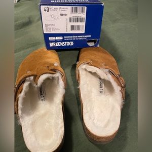 Birkenstock shearling lined clogs